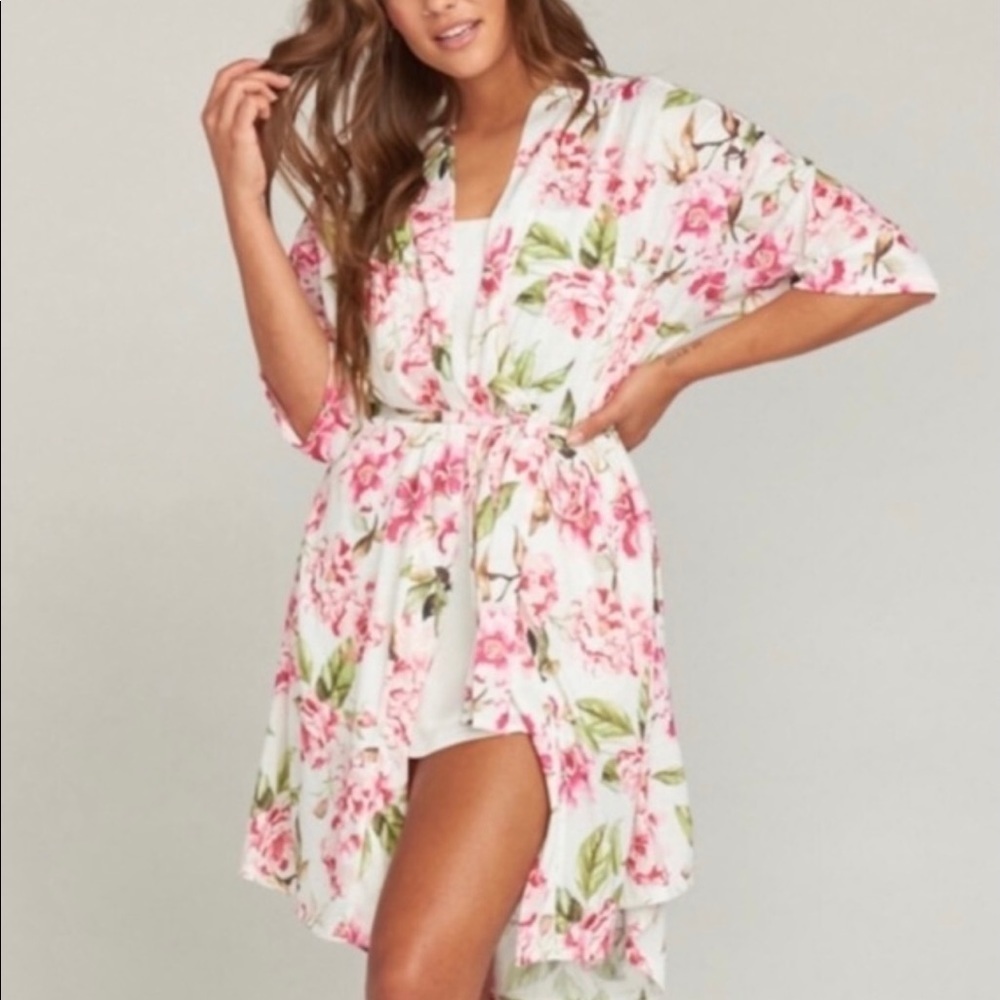 Show Me Your Mumu short floral robe‎